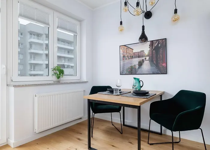 Διαμέρισμα Komfortowy Z Parkingiem I Balkonem By Renters